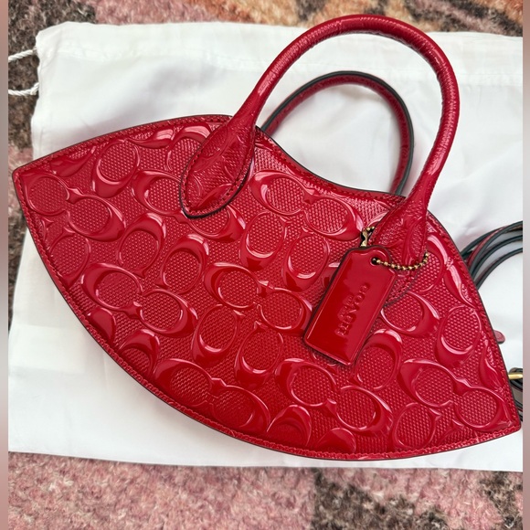COACH-Patent Leather Lip Bag with Top Handles and Cross Body Strap- Limited - Picture 2 of 7